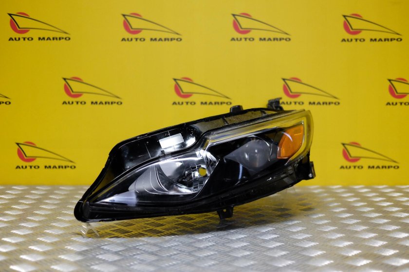 Фара передняя правая Chevrolet Malibu