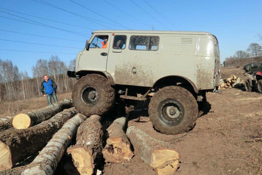 Вездеход урса 4х4