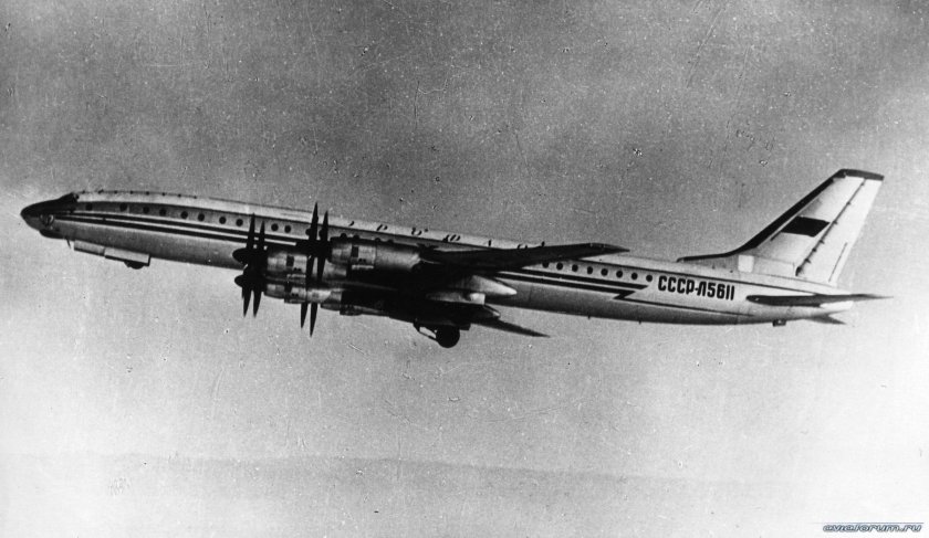 Ту-114 пассажирский самолёт