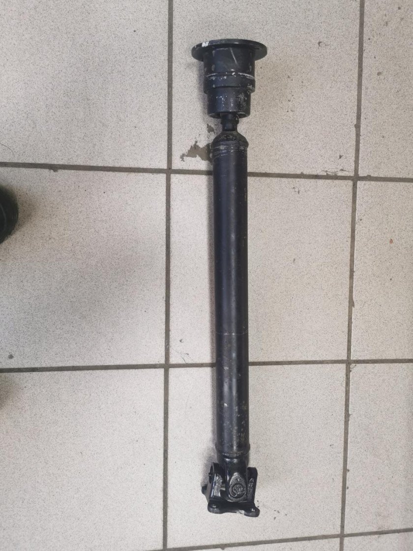 Вал карданный задний 9324873