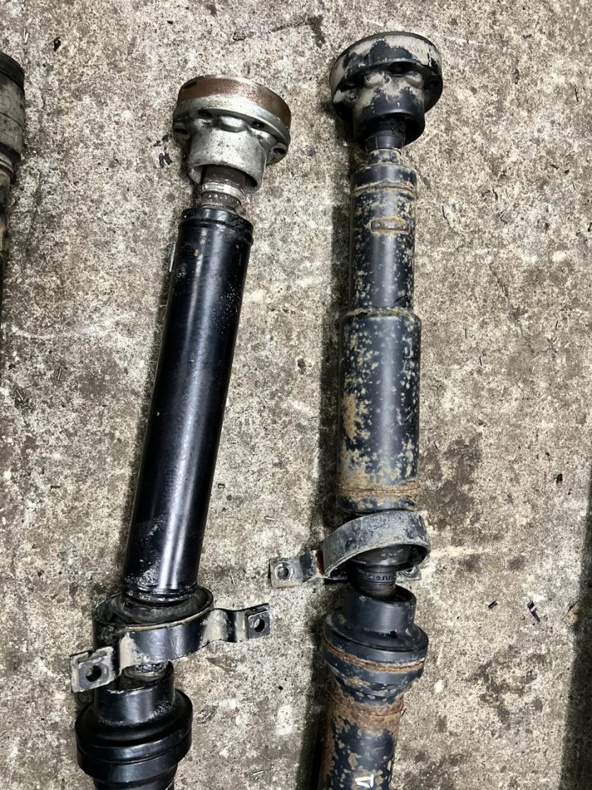 Вал карданный задний 9324873