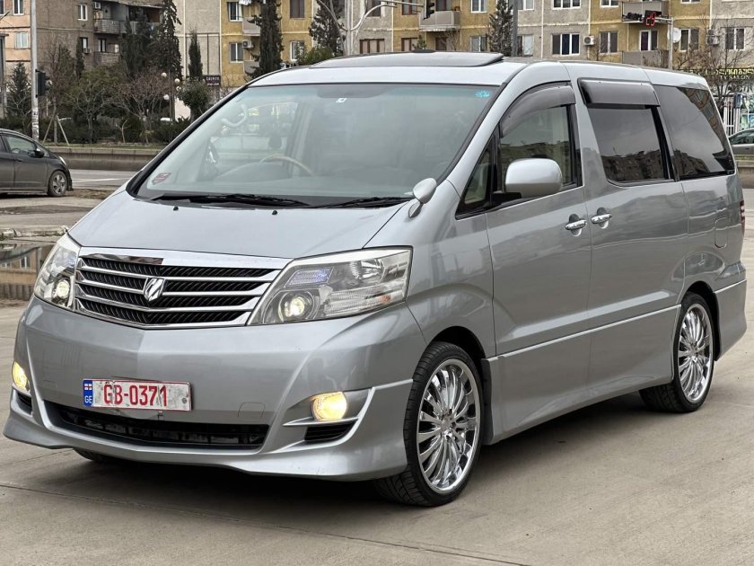 Toyota alphard 2007