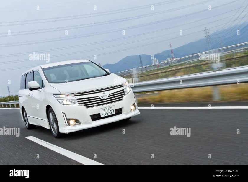 Nissan elgrand e52