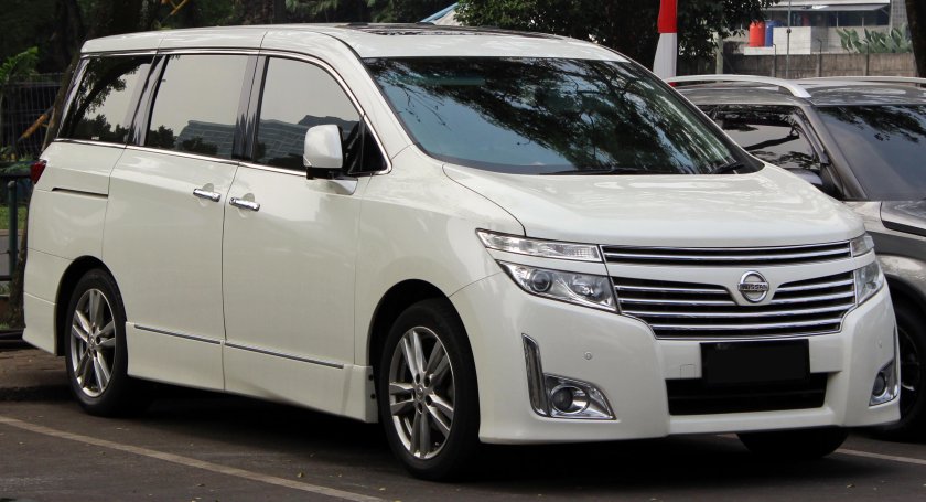 Nissan Elgrand e52