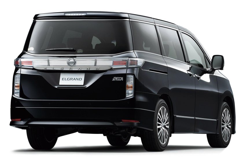 Nissan Elgrand 2021