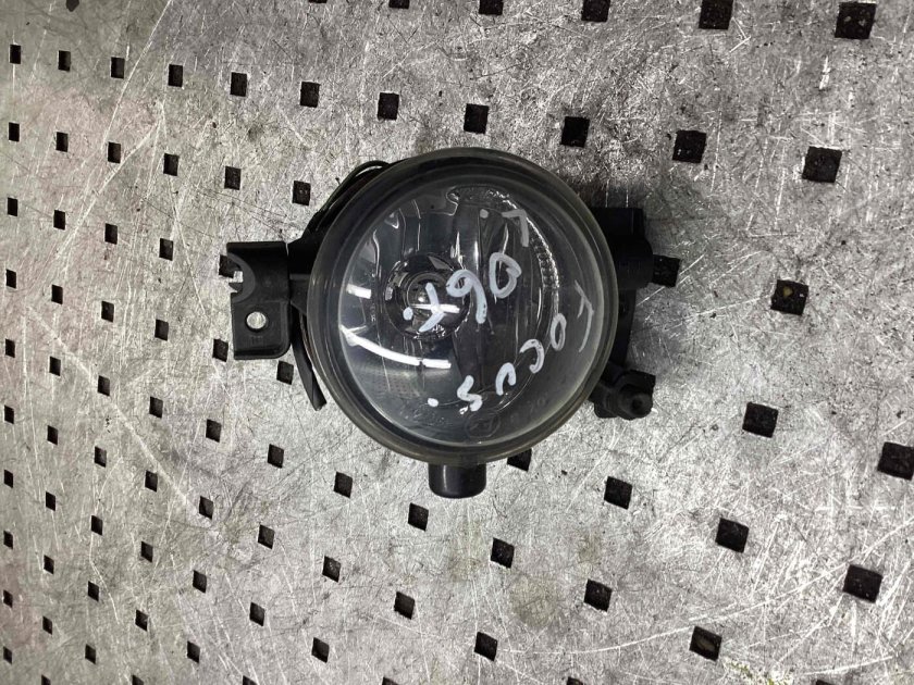 Противотуманки Форд фокус 2 2006