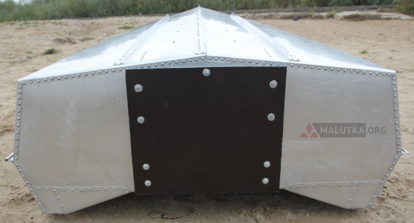 Лодка романтика