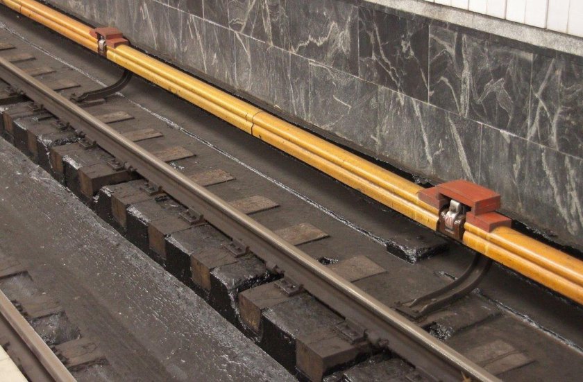 Контактный рельс 801r468