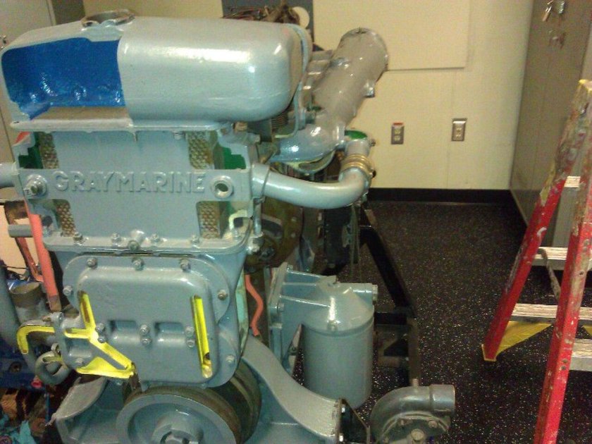 Gray Marine 6-71 Diesel engine