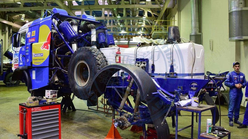 Мотор КАМАЗ мастер 43509