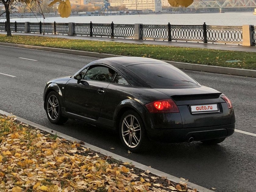 Audi TT 8n Black