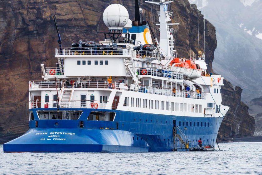 Экспедиционное судно «Ocean Adventurer»