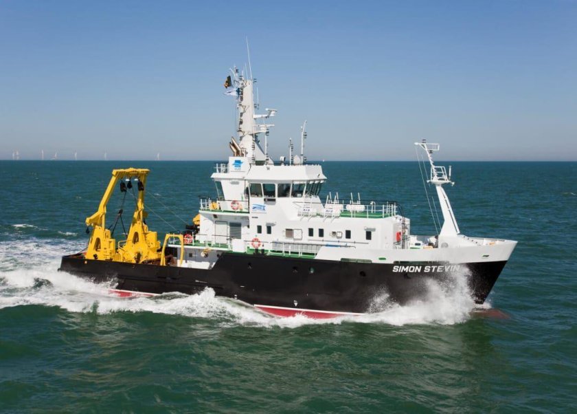 Research Vessel судно