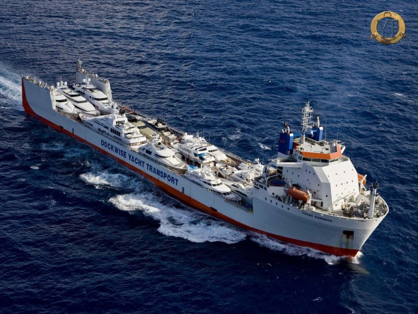 Экспедиционный корабль