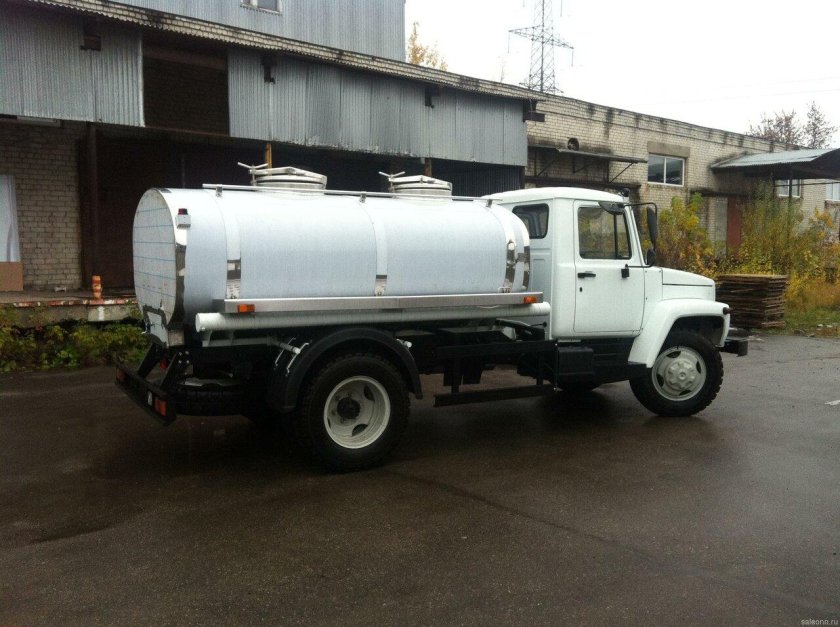 Молоковоз ГАЗ 3309