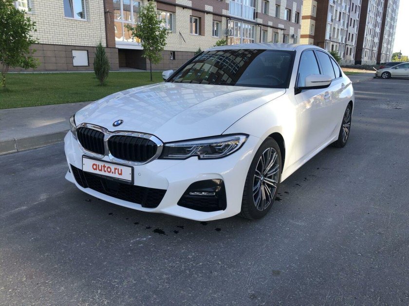 БМВ 3 2020