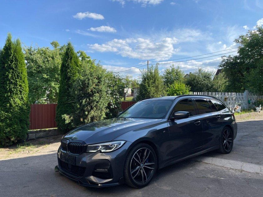 BMW 320i 2020