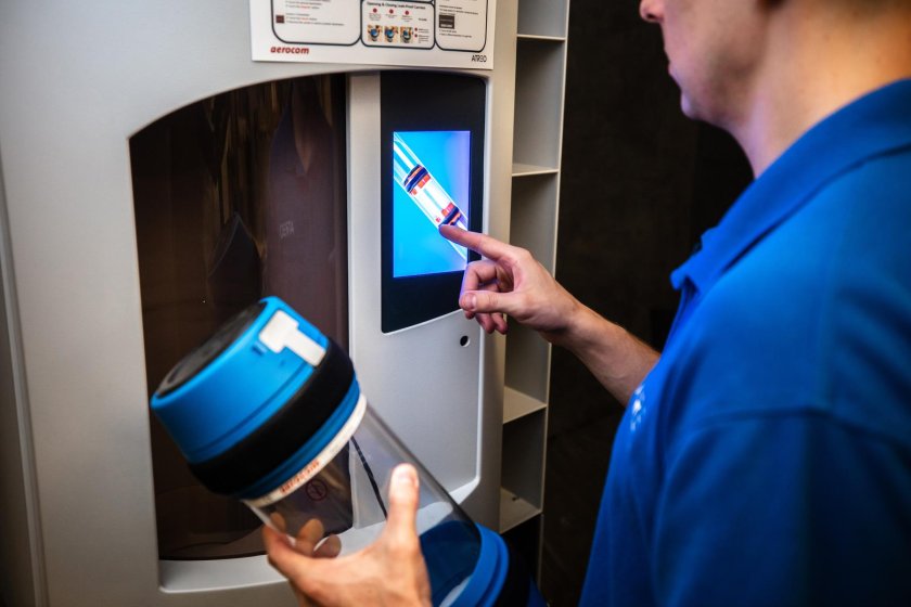 Первый банкомат в мире