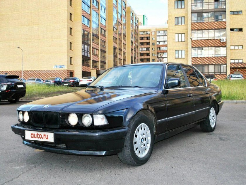 BMW 7 1990