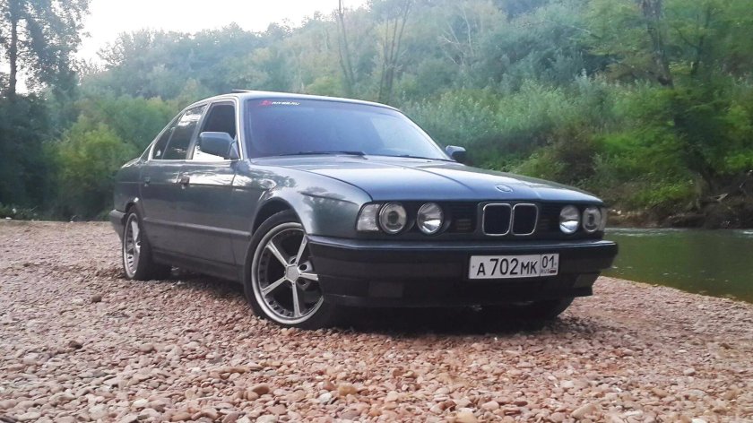 BMW 5 Series 1990