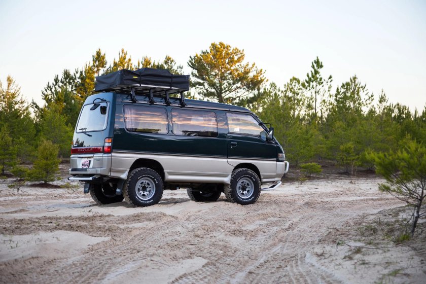 Мицубиси Делика автодом