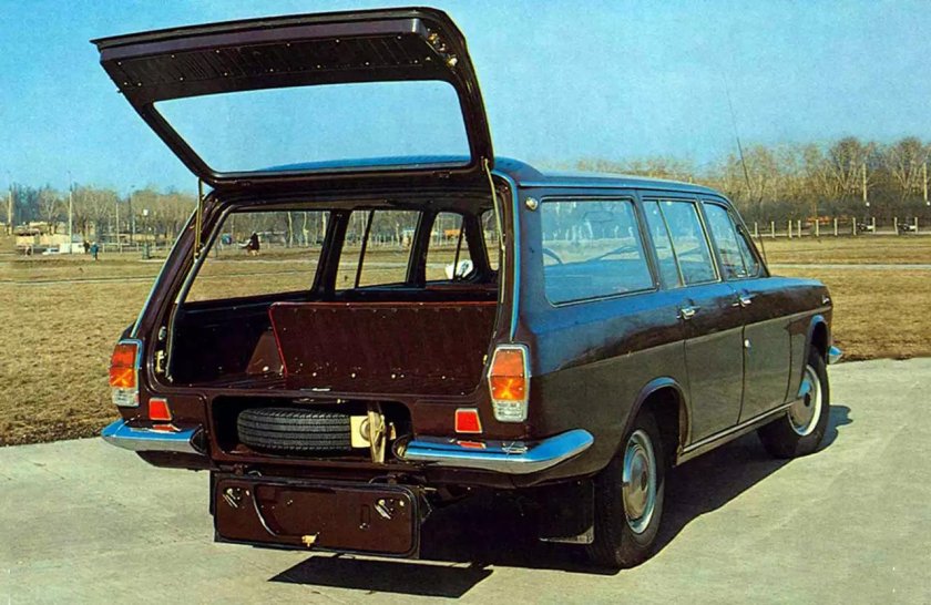 Волга ГАЗ 2402 универсал