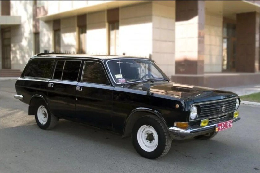 ГАЗ 2410 универсал