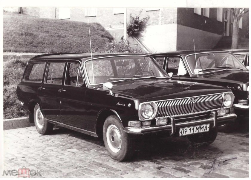 Волга ГАЗ 2402 универсал