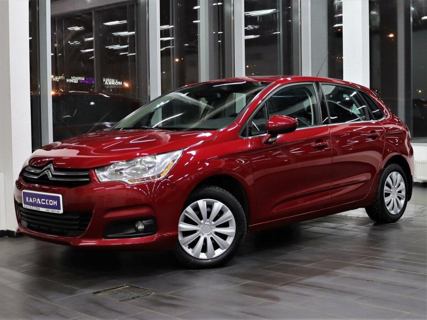 Ситроен с4 хэтчбек 2012 красная
