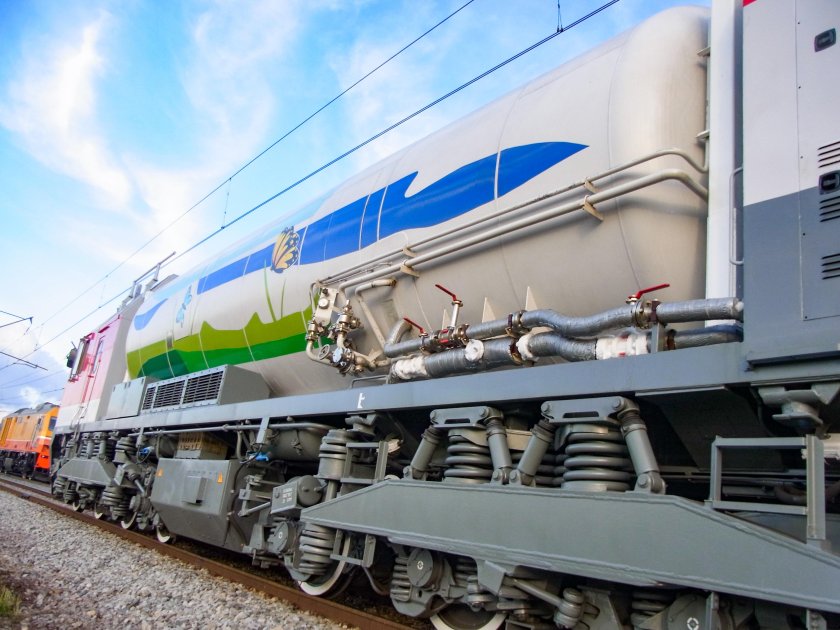 Газотурбовоз гт1h-002