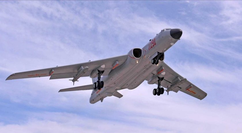 Китайский бомбардировщик h-6n