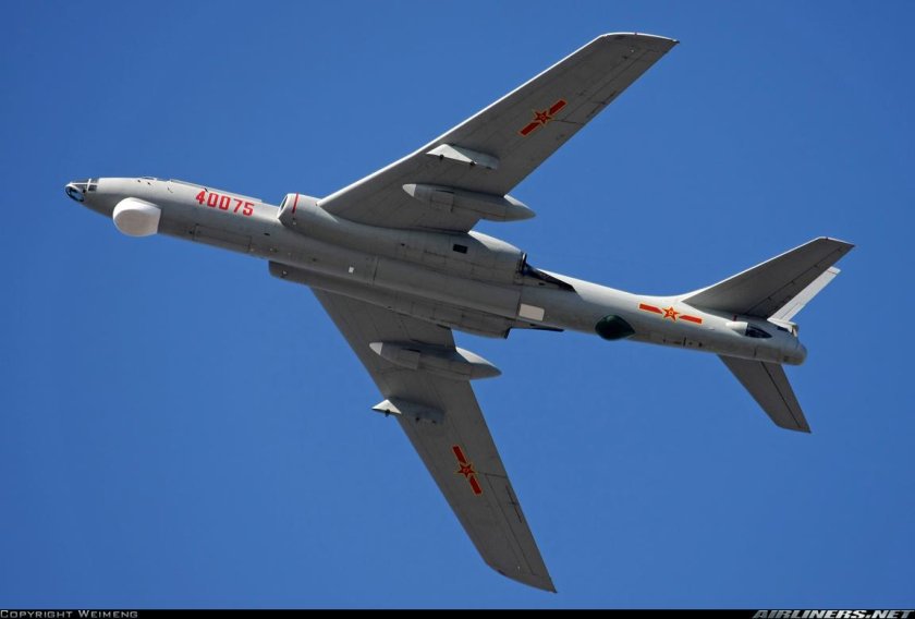 Китайский бомбардировщик h-6n