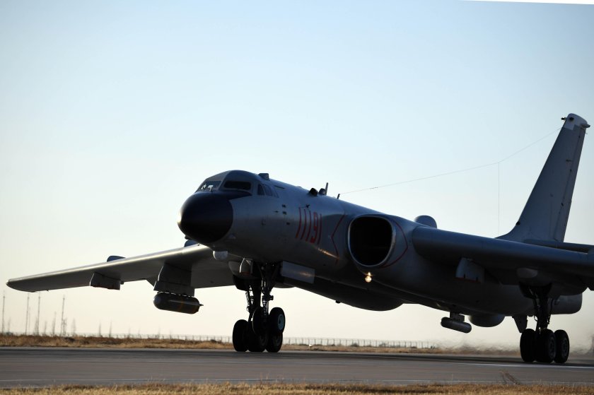 Хун 6к бомбардировщик