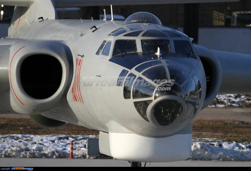 Китайский бомбардировщик Xian h 6k