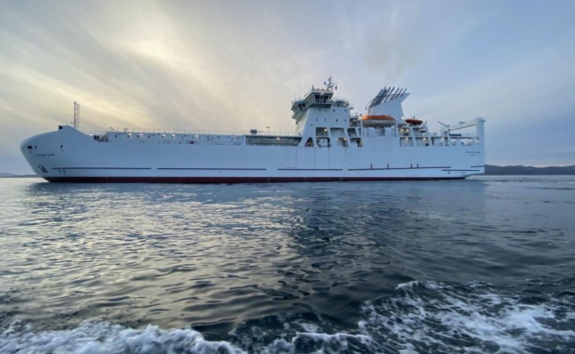 Паром Александр Деев