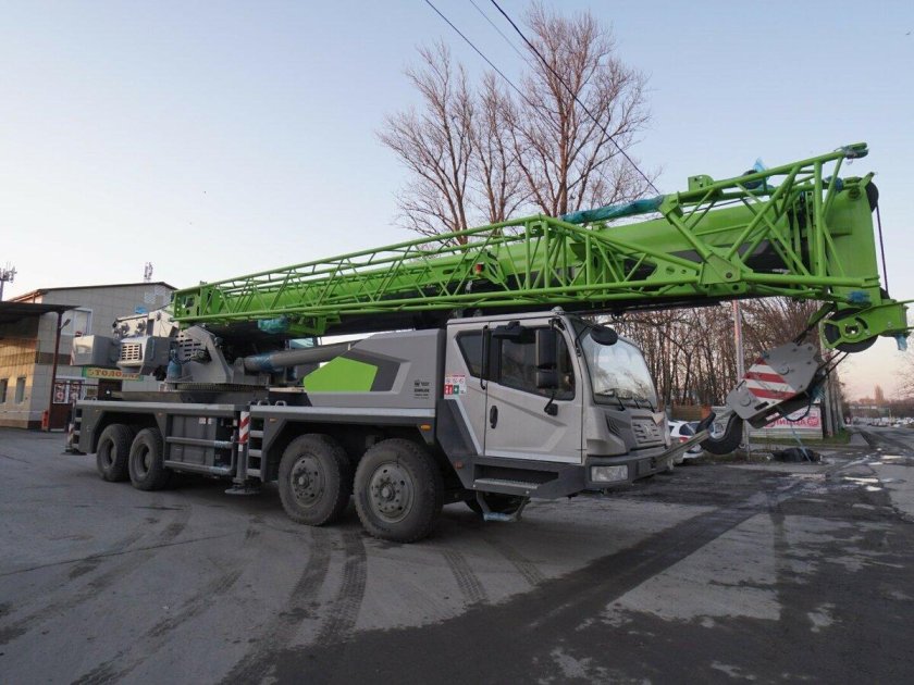 Zoomlion кран ZTC 600v