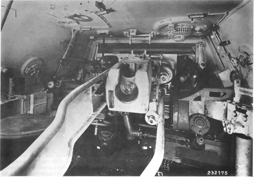 Пантера танк внутри танка