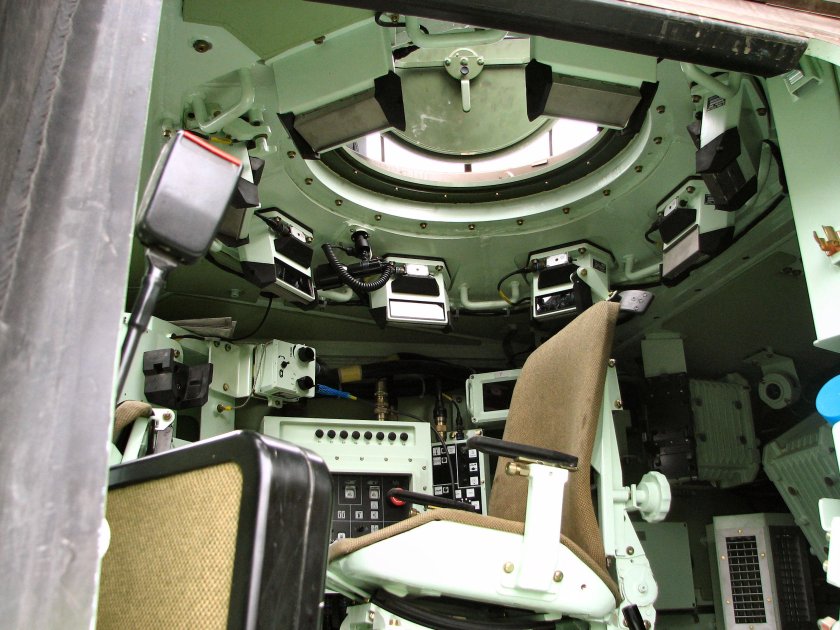 Внутри танка т-90