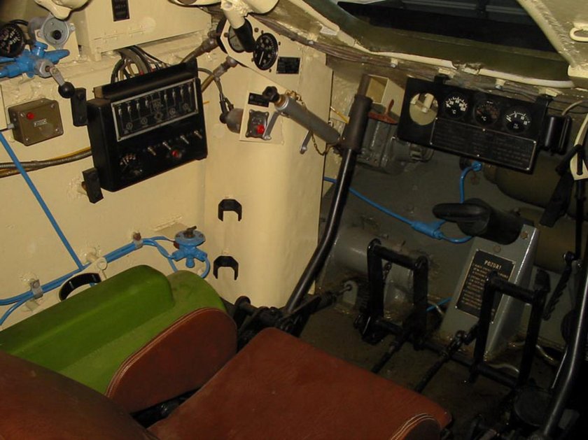 Салон танка т 34 85