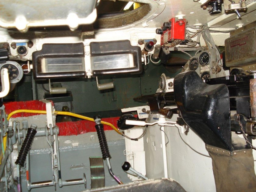 Т 62 место механика водителя