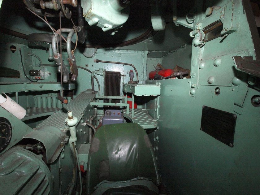 Внутри танка т1