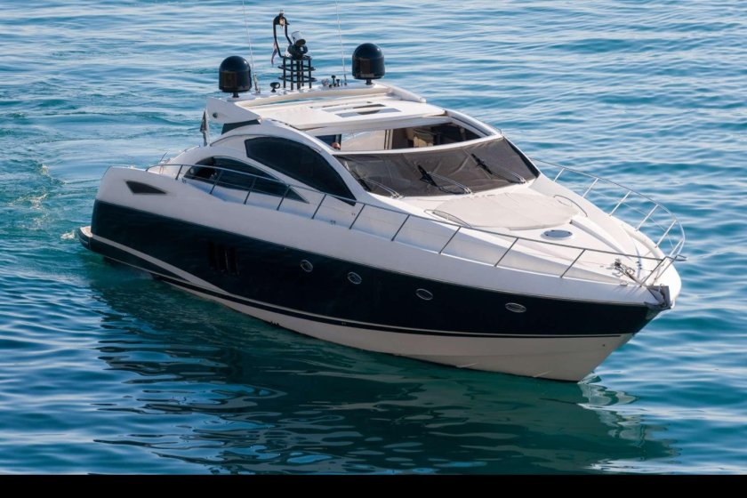 Sunseeker Predator 72