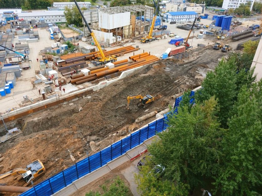 Станция кленовый бульвар