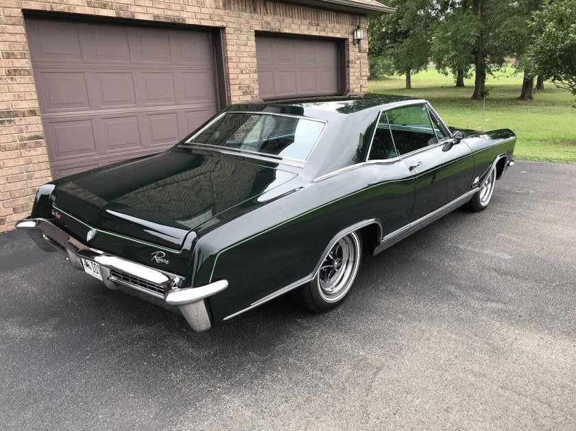 Buick Riviera 1965