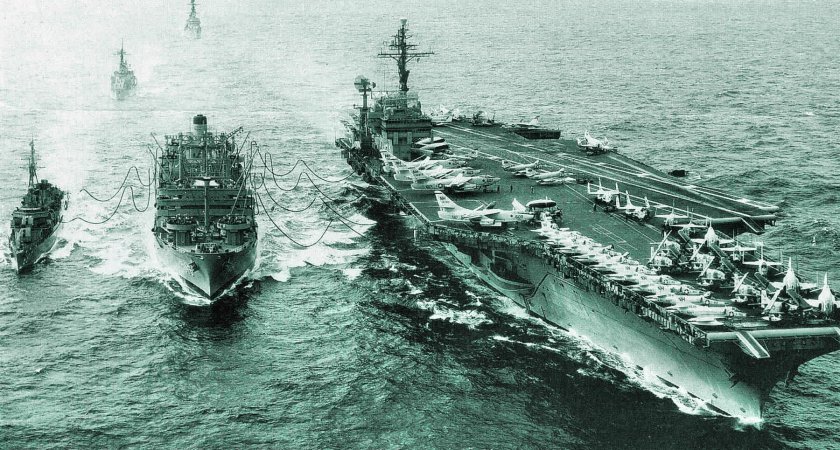 Столкновение Китти Хок с к-314