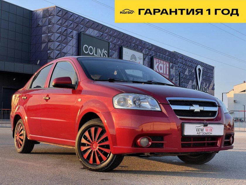 Шевроле Авео красная 2012