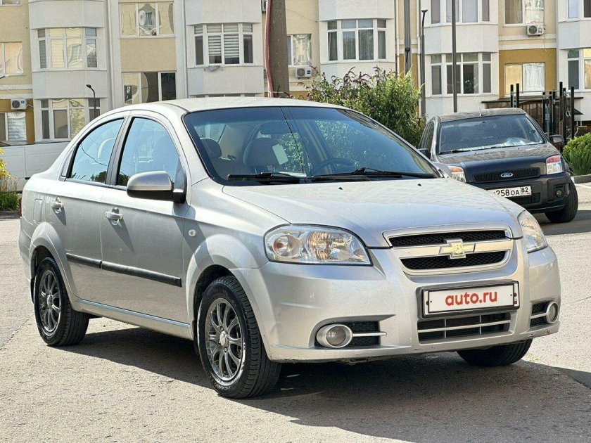 Шевроле авео 2011 год 1.2