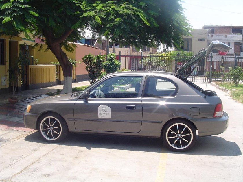 Хендай акцент 2002