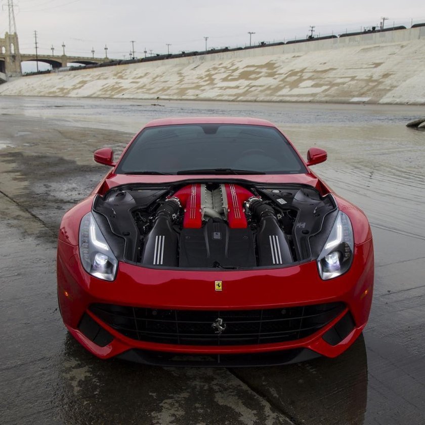 Феррари Ferrari f12berlinetta