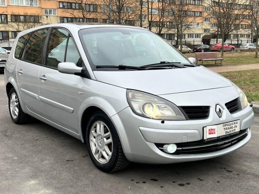 Рено сценик 2008